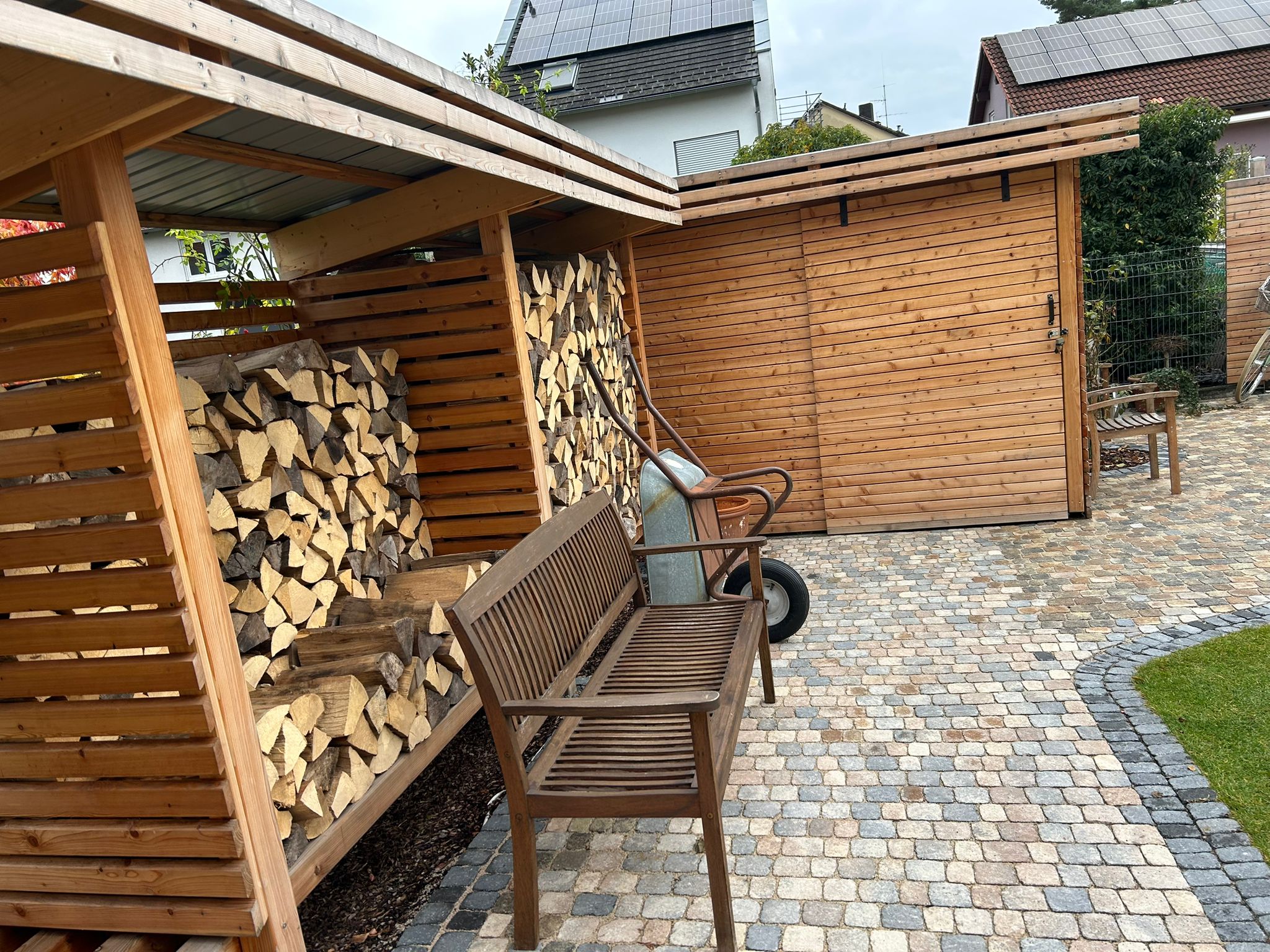 5c4cee18-2742-44c9-a270-4823a7c47fce